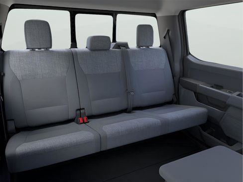 New 2026 Ford F250 XLT w/ FX4 Off-Road Package image 12