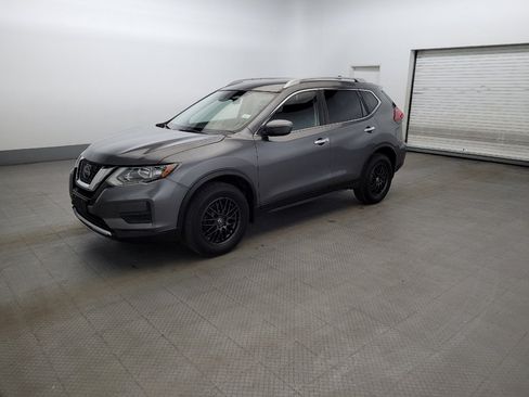 Used 2019 Nissan Rogue SV AWD/4WD image 2