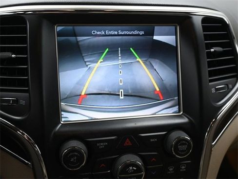 Used 2014 Jeep Grand Cherokee Overland w/ Advanced Technology Group image 35
