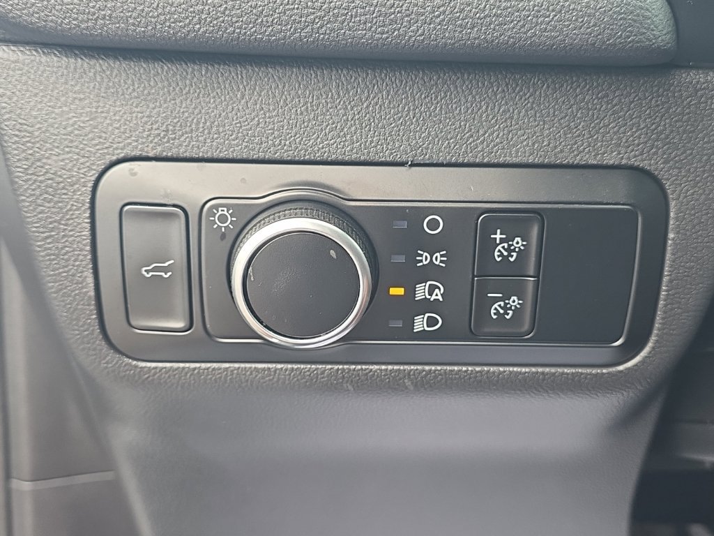 Used 2024 Ford Escape Active w/ Cold Weather Package FWD image 16