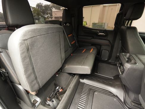 Used 2023 GMC Sierra 1500 AT4 AWD/4WD image 29