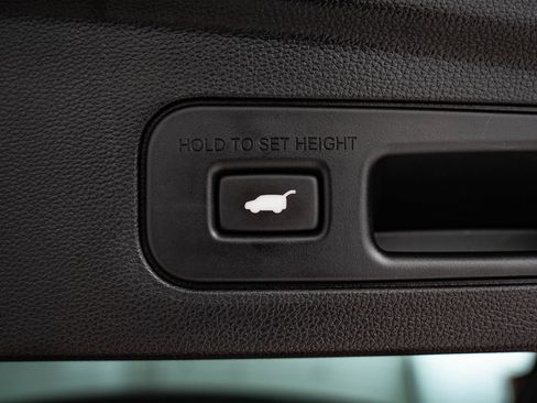 Certified 2025 Acura MDX SH-AWD w/ Advance Package image 23