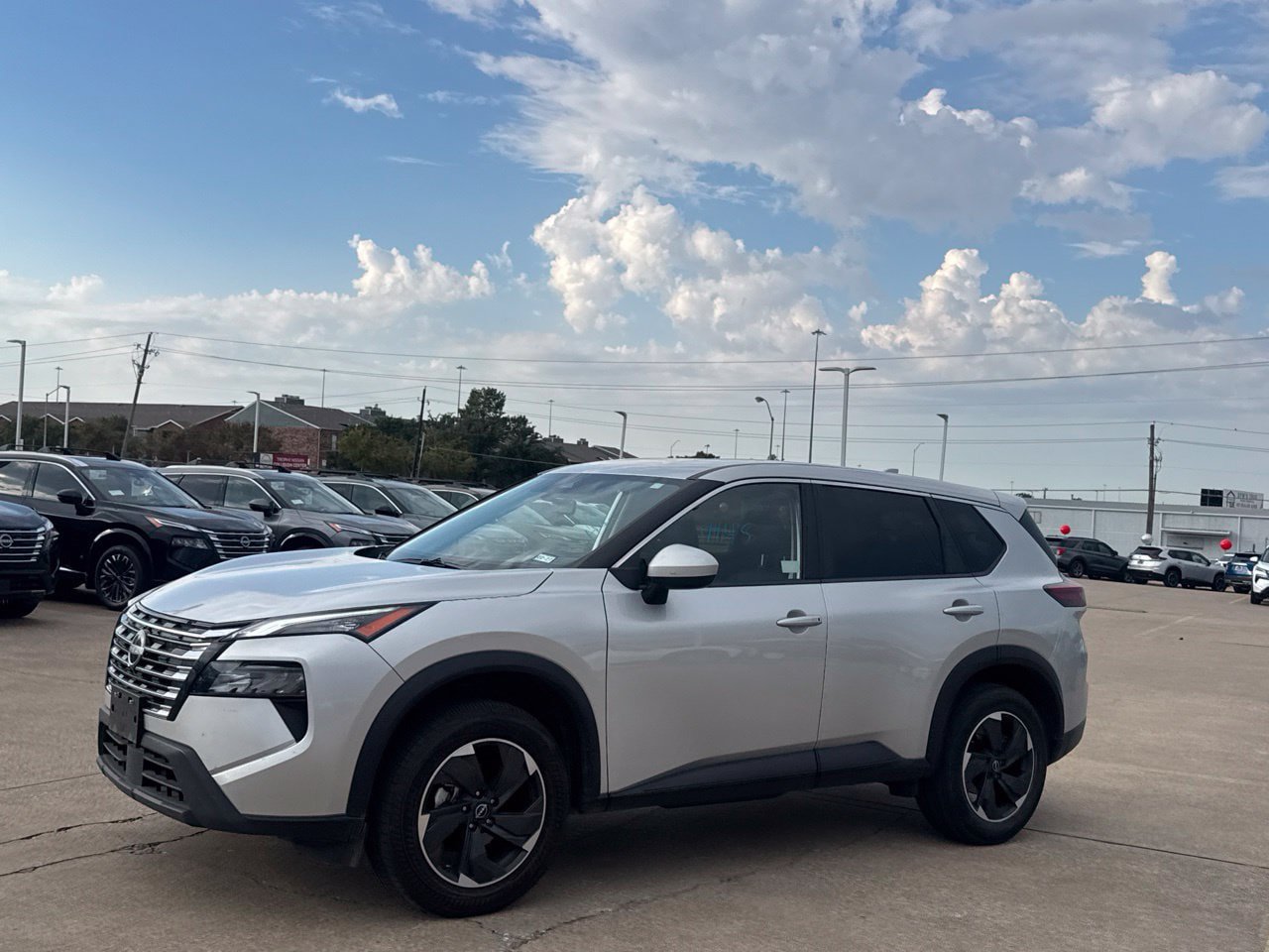 Certified 2025 Nissan Rogue SV FWD image 12