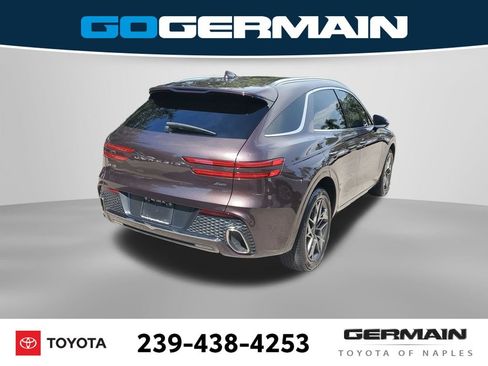 Used 2022 Genesis GV70 2.5T w/ Select Package AWD/4WD image 10