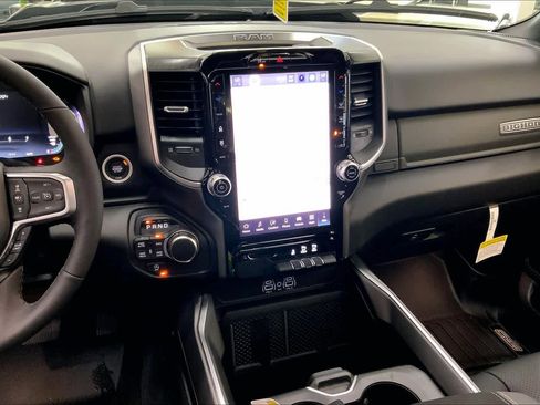 New 2026 RAM 1500 Big Horn AWD/4WD image 14