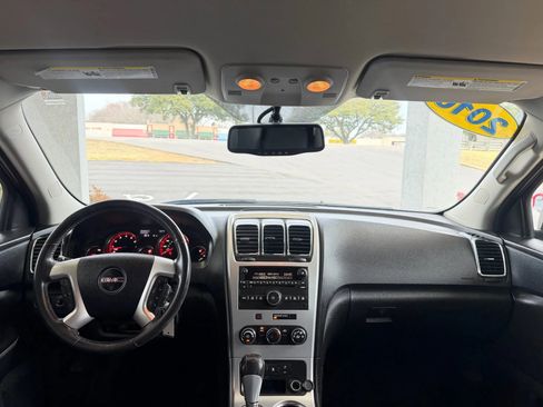 Used 2010 GMC Acadia SLE image 9