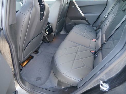 New 2026 BMW iX xDrive45 image 18