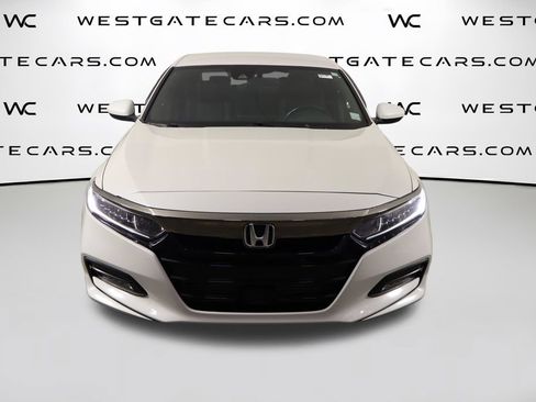 Used 2018 Honda Accord Sport image 2