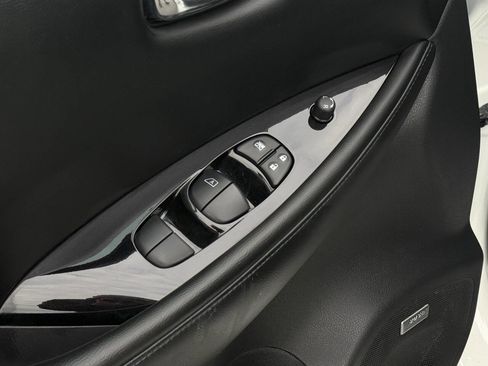 Used 2022 Nissan Leaf SL Plus image 10