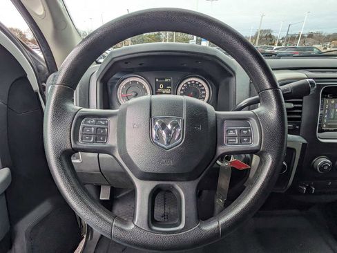 Used 2016 RAM 2500 SLT image 19