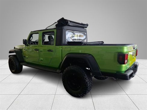 New 2025 Jeep Gladiator Sport image 3