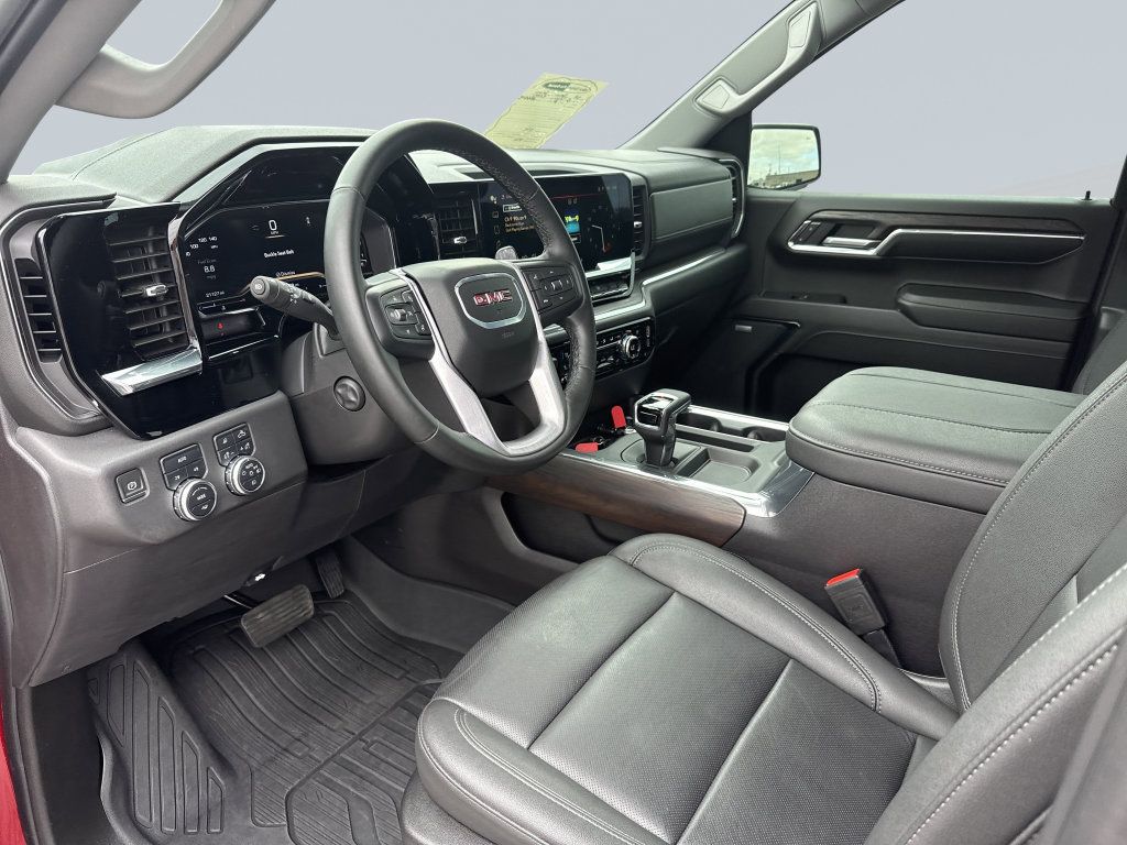 Used 2024 GMC Sierra 1500 SLT w/ SLT Convenience Package AWD/4WD image 12