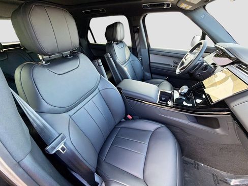 New 2026 Land Rover Range Rover Sport SE image 15