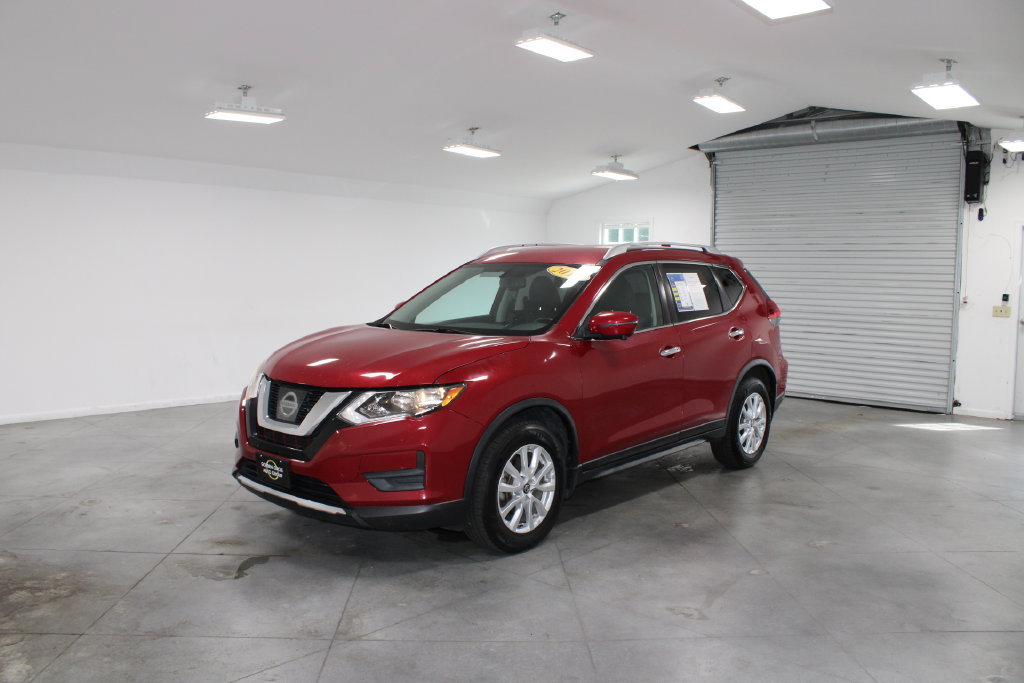 Used 2017 Nissan Rogue SV w/ SV Premium Package AWD/4WD image 4
