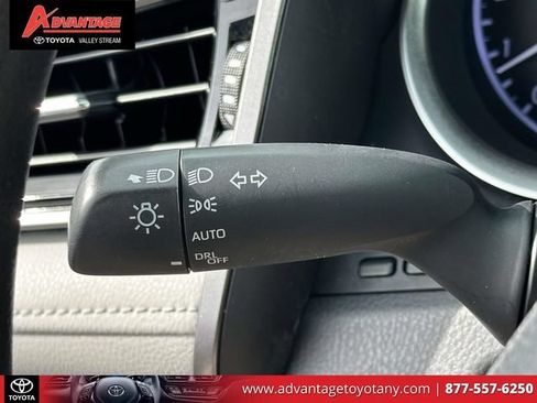 Certified 2022 Toyota Camry LE AWD/4WD image 28