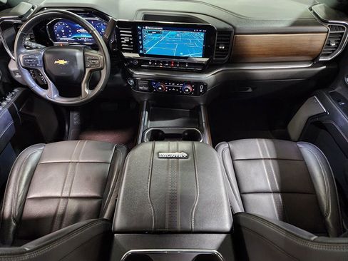 Used 2024 Chevrolet Silverado 2500 High Country w/ Z71 Off-Road Package image 49