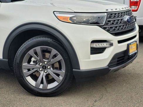 Certified 2022 Ford Explorer XLT w/ Equipment Group 202A image 6