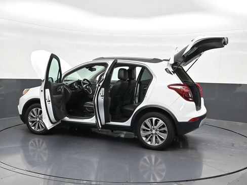Used 2019 Buick Encore Preferred FWD image 34