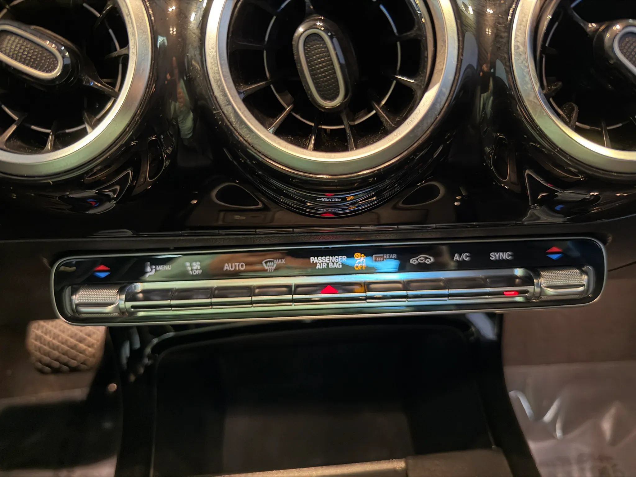 Used 2019 Mercedes-Benz A 220 4MATIC image 22
