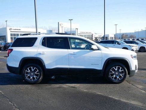 Used 2023 GMC Acadia SLT image 7