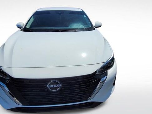 Used 2025 Nissan Sentra S w/ Trunk Package image 4