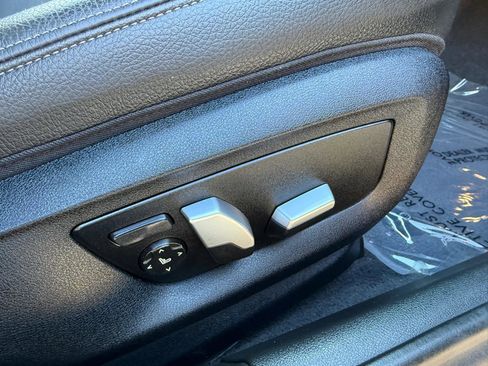 Used 2018 BMW 540i image 29