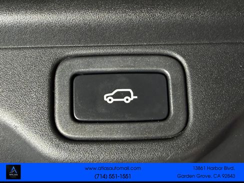 Used 2018 Land Rover Range Rover Supercharged AWD/4WD image 15
