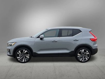 Used 2024 Volvo XC40 B5 Ultimate w/ Protection Package Premier