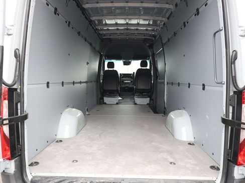 Used 2026 Mercedes-Benz Sprinter 2500 image 19
