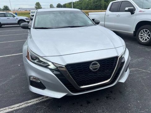 Used 2020 Nissan Altima 2.5 SR w/ Premium Package AWD/4WD image 4