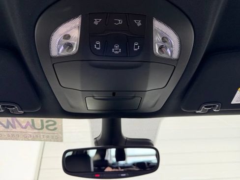 Used 2026 Chrysler Pacifica Select FWD image 20