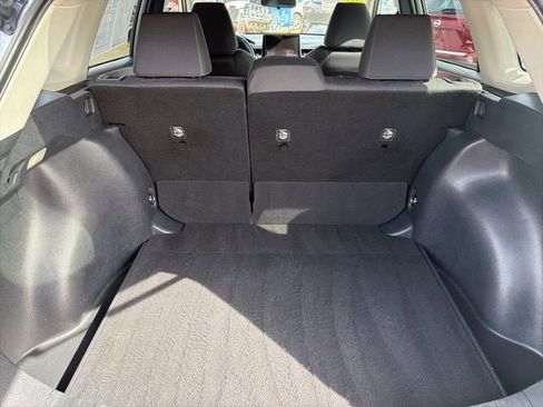 Used 2023 Toyota Corolla Cross LE FWD image 29