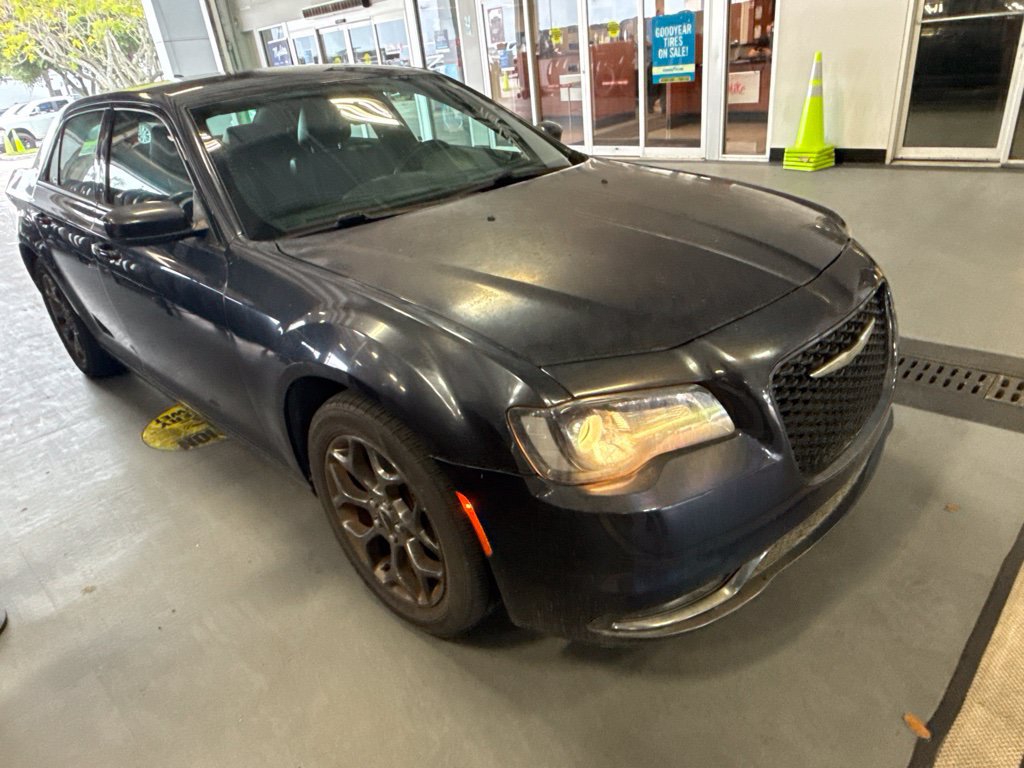 Used 2015 Chrysler 300 S AWD/4WD image 6
