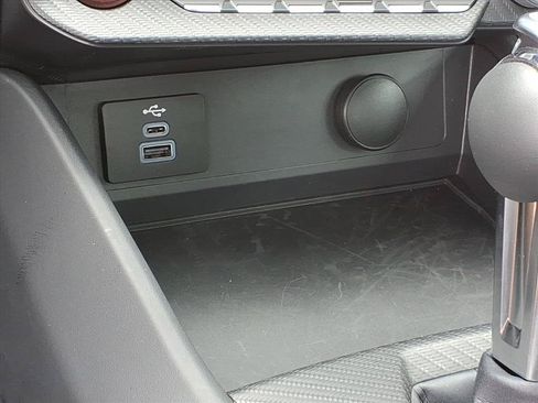 Used 2025 Ford Mustang Coupe RWD image 28