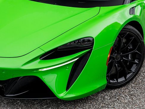 New 2026 McLaren Artura Spider RWD image 31