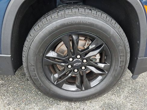 Certified 2023 Chevrolet Traverse LT FWD image 8