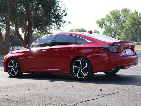 Used 2019 Honda Accord Sport image 7