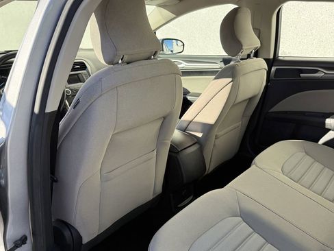 Used 2018 Ford Fusion S image 27