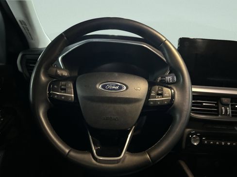 Used 2023 Ford Escape Platinum image 19