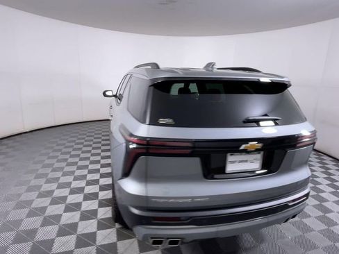 New 2026 Chevrolet Traverse LT w/ Sun and Wheel Package image 7