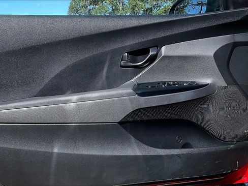 Used 2021 Hyundai Veloster N image 14