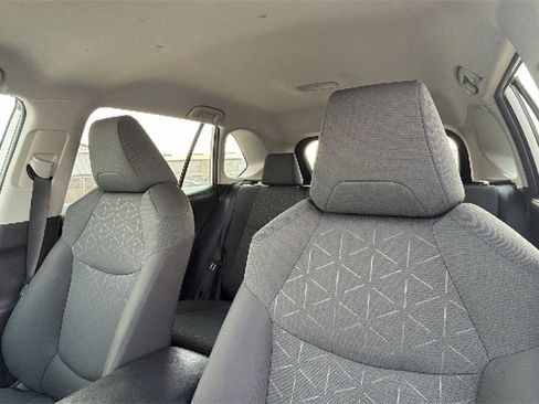 Certified 2024 Toyota RAV4 XLE image 21