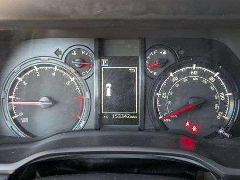 Used 2022 Toyota 4Runner SR5 Premium w/ Moonroof Package AWD/4WD image 19