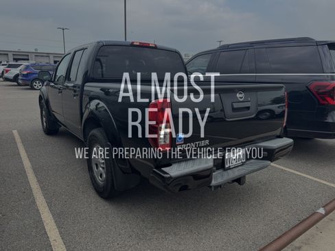Used 2021 Nissan Frontier S w/ S Utility Package RWD image 3