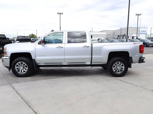 Used 2015 Chevrolet Silverado 3500 LTZ w/ Duramax Plus Package AWD/4WD image 3