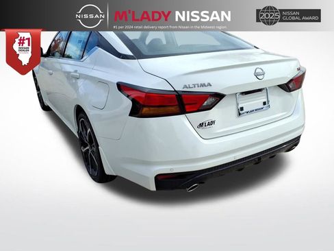 New 2025 Nissan Altima 2.5 SR image 5