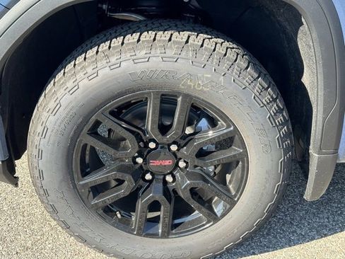 New 2026 GMC Sierra 1500 Elevation w/ Elevation Premium Package image 26