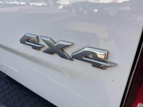 Used 2016 RAM 1500 ST w/ SXT Appearance Group image 20