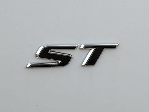 New 2026 Buick Envision Sport Touring AWD/4WD image 47