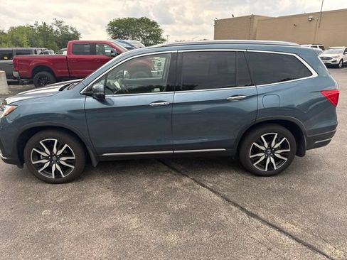 Used 2019 Honda Pilot Touring image 5